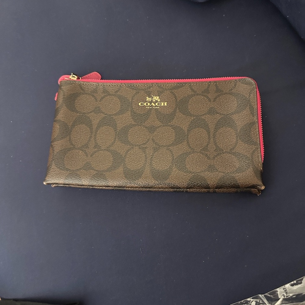 Coach Vintage GUC Wristlet Clutch
